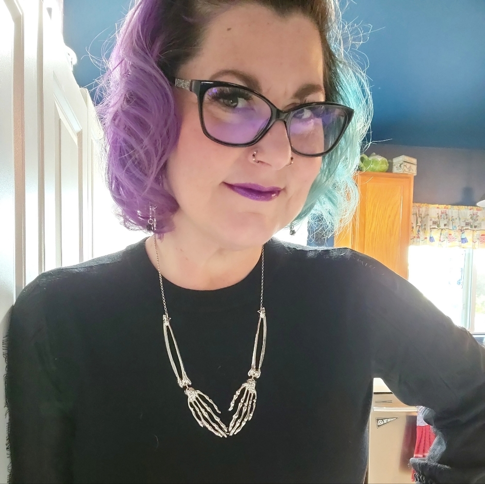 Meet your Posher, Danica